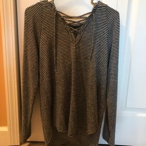 American eagle long sleeve shirt